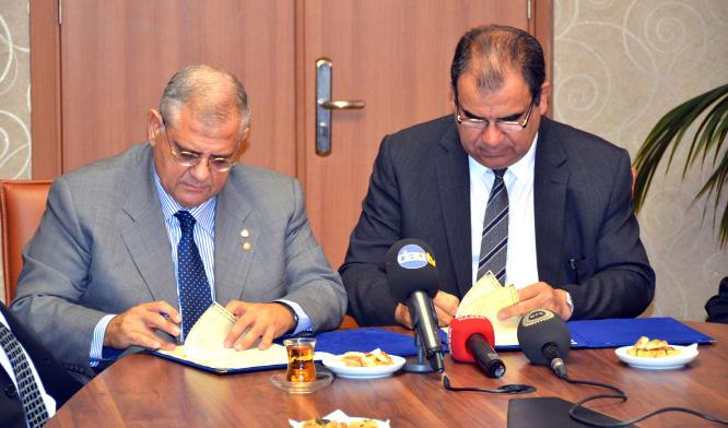 ile Kuzey Kıbrıs Türk Cumhuriyeti (KKTC) Sağlık Bakanlığı arasında işbirliği protokolü imzalandı. 3 Kasım 2016 tarihinde DAÜ Rektörlük makamında imzalanan işbirliği protokolü, DAÜ Dr.