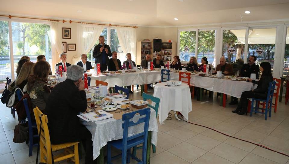 Mersin/Mezitli Belediyesi nin sivil toplum kuruluşlarının temsilcileriyle