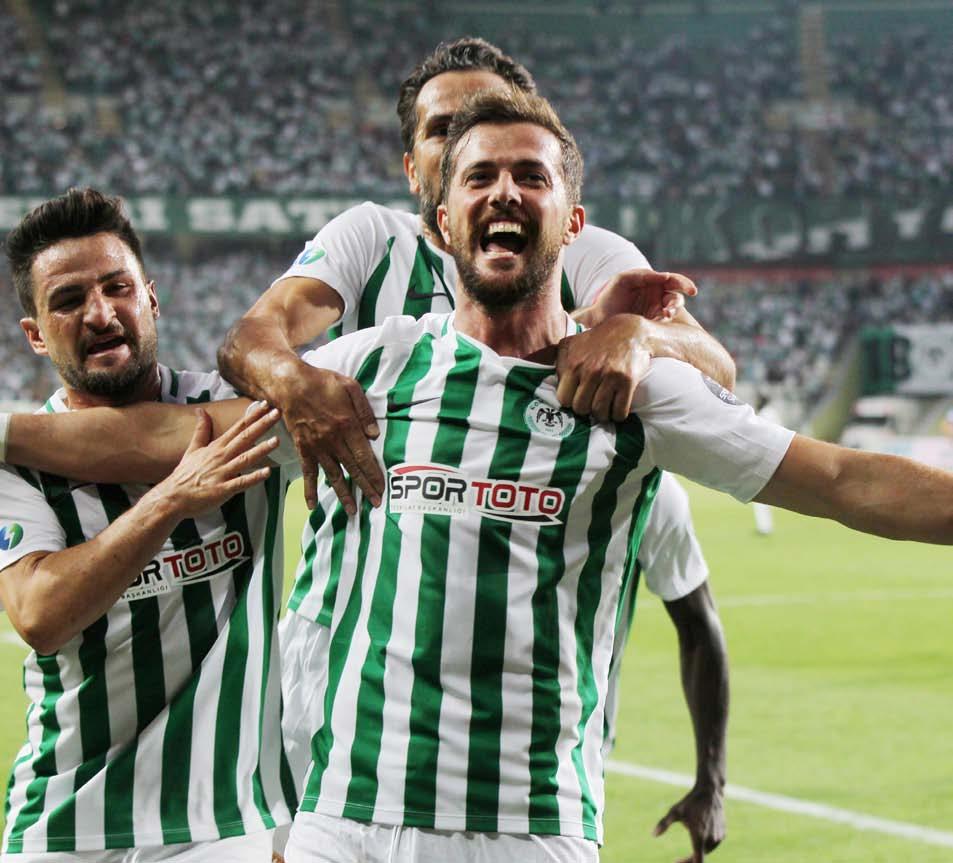 KONYASPOR GÜÇLÜ BİR BAŞLANGIÇ HEDEFİNDE Spor Toto Süper Lig in ilk yarısını 25 puanla 8. Sırada tamamlayan Atiker Konyaspor devre arasını iyi değerlendirerek ikinci yarıya hazır hale geldi.