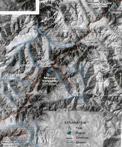 buzula verilen Sinançor isminin de yöredeki kullanımı ve haritalarda da değinildiği üzere (Çinaçor Yaylası) doğrusu Çinaçor olmalıdır. Foto 2.