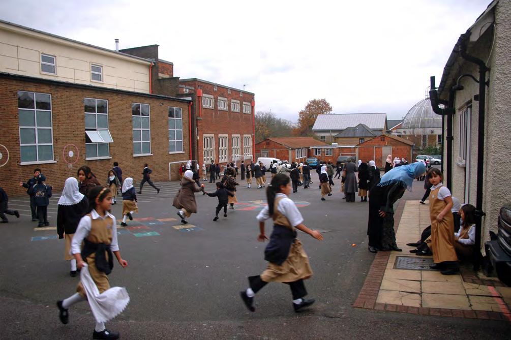 İngiltere'de Müslüman Okulu / Fotoğraf: Aslıhan Eker okulların uygulamalarına ve kademelere göre iki veya bir saate denk gelmektedir.