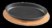 LV HRC 065 AH 065 WS w: 19,1 cm l: 25,5 cm h: 3,7 cm 0,28 lt 1 1,77 kg Description: Service Dish rectangular with Beech Plywood Platter. Service Dish Dimension 16x23 cm.