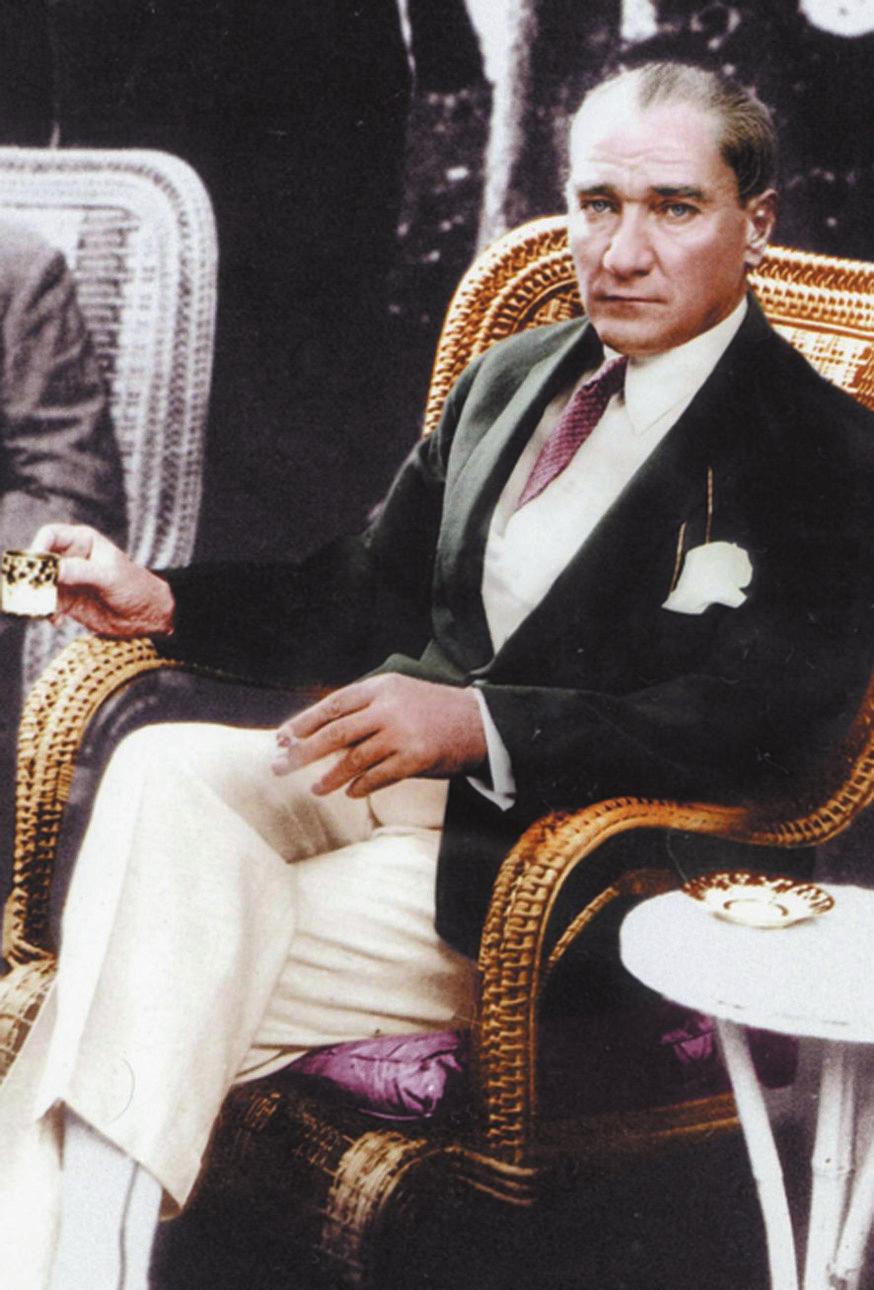 Atatürk ile smet nönü aras ndaki gerginli in patlak vermesine sebep olan bir baflka olay ise, Atatürk Orman Çiftli i ile ilgili olarak iki devlet adam aras nda, Çankaya Köflkü ndeki bir akflam yeme