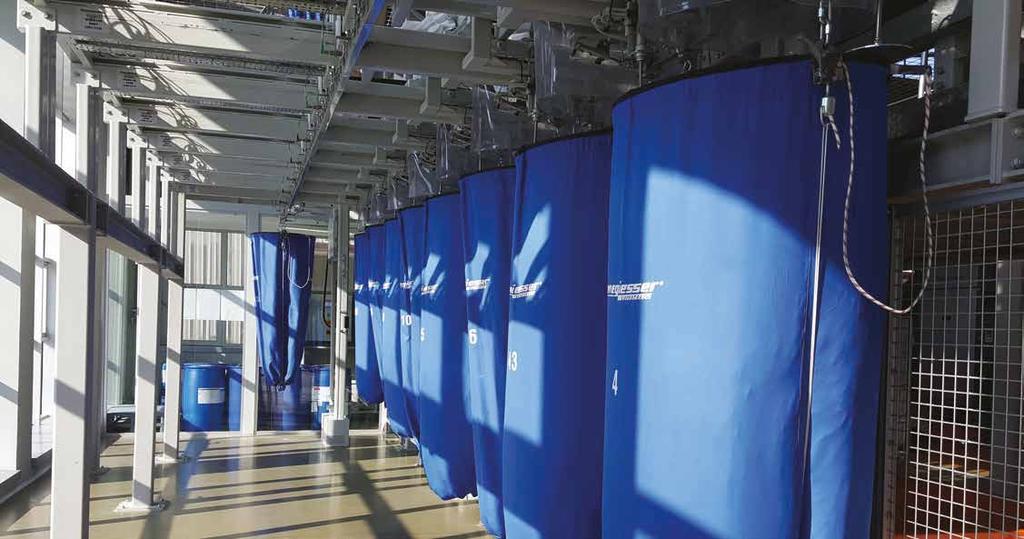 Gelece in teknolojisini bu güne ta yan APlus Entegre Tekstil Y kama Fabrikas, kesintisiz y kama parkuru ile kalite ve hijyen sunar.