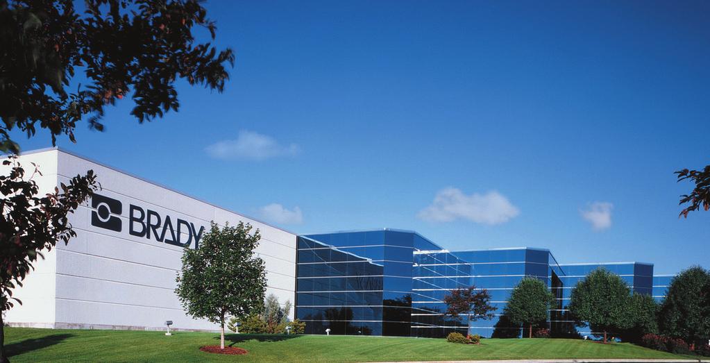 Brady Corporation Misyonumuz, insanları, ürünleri ve mekanları tanımlamak ve korumaktır ȘİRKETE GENEL BAKIȘ BRADY, 1914 yılında W.H. BRADY Co.