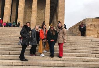 Anadolu Medeniyetleri Müzesi ve Ankara Kalesi ni gezdiler.