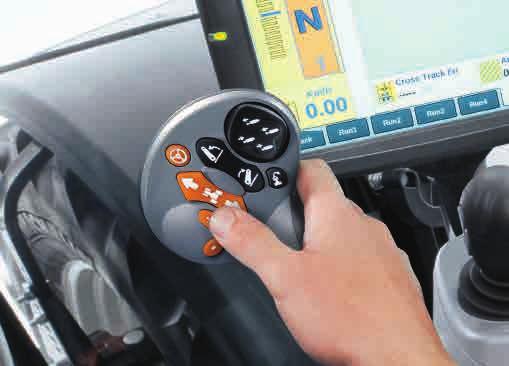 Ödüllü SideWinder II kontrol paneli tüm ihtiyacınız olan özellikleri parmak ucunda kullanmanızı sağlarken, yorgunluğunuzu minimuma indirecektir.