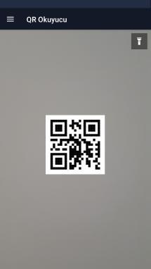 QR OKUYUCU & ŞİKAYET VE ÖNERİ & ANKET 04 QR Okuyucu Kartlı binişlerde, kart yerine aracın girişinde seri bir şekilde QR barkodu okutarak araca binebilirsiniz.