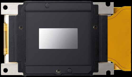 Nefes Kesen Görüntü Kalitesi 4K SXRD panellerle daha koyu siyahlar En yeni SXRD paneller, daha da iyi kontrastın yanı sıra doğal 4K çözünürlük sunar.