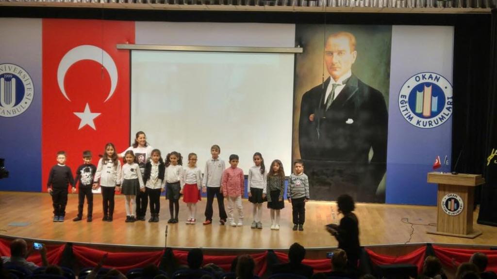 TÜRKÇE Atatürk Haftası kapsamında okulumuzda düzenlenen şiir dinletisine katıldık.