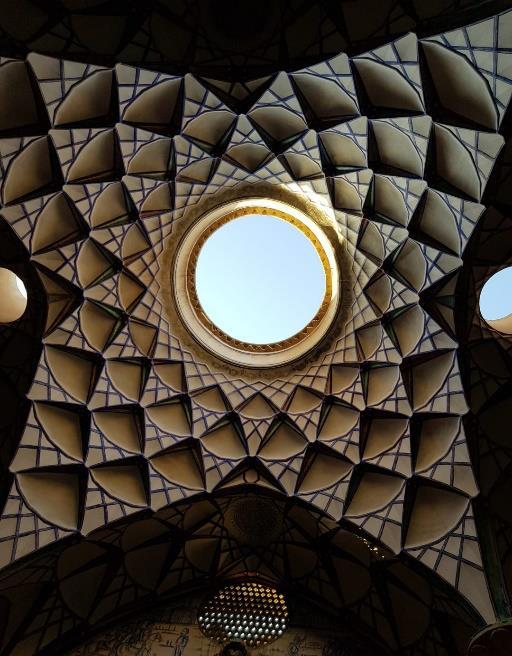 Akabinde İsfahan`ın kalbi