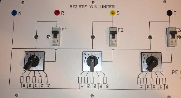 -53 REZİSTİF YÜK ÜNİTESİ Besleme gerilimi 220V - 240V AC, 50 / 60Hz Her fazda 5 x 500W kademeli rezistif yük Her faz 0-5 kademeli paket