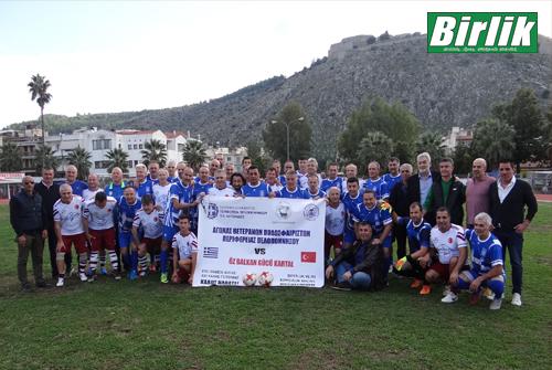 Veteran futbol camiasının tecrübeli ekiplerinden Kartal Öz Balkan Gücü Masterler, Peloponissos (Mora) Eyaleti ve