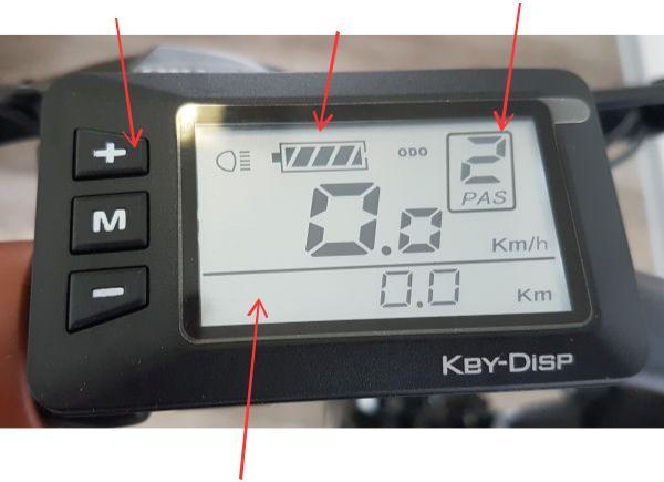 7) Ekran Aydınlatma açık Akü göstergesi Sürüş modu Kilometre ve hız gibi çeşitli özellikler için farklı