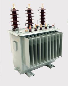 Astor Transformatörler Kuru Tip Transformatörler Soğutma yöntemine göre yağlı tip transformatörlere göre farklılık göstermektedir.