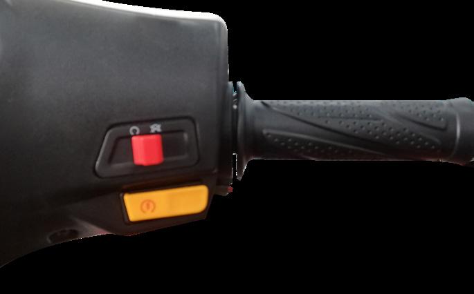 ELCİKLER Sağ Elcik Kontrolleri Marş Düğmesi (1) Motoru çalıştırmak için kullanılır. Marş düğmesinin devreye girebilmesi için, kontak anahtarı pozisyonunda, debriyaj levyesi basılı konumda olmalıdır.
