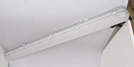 Linea Led Etange Ceiling Mounted Luminaires / Sıvaüstü Serisi IP -- Polycarbonate PMMA body.