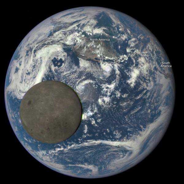 Dünyanın Önünden Ay Geçerken: Parçalı Yer