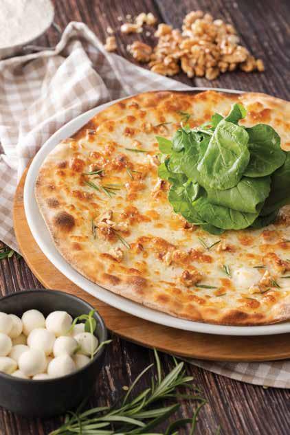 Pizzalar MARGHERITA Pizza sos, mozzarella peyniri, domates, fesleğen ile PİZZA ROSSA Pizza sos, mozarella peyniri, kurutulmuş domates, siyah zeytin, kapari çiçeği,