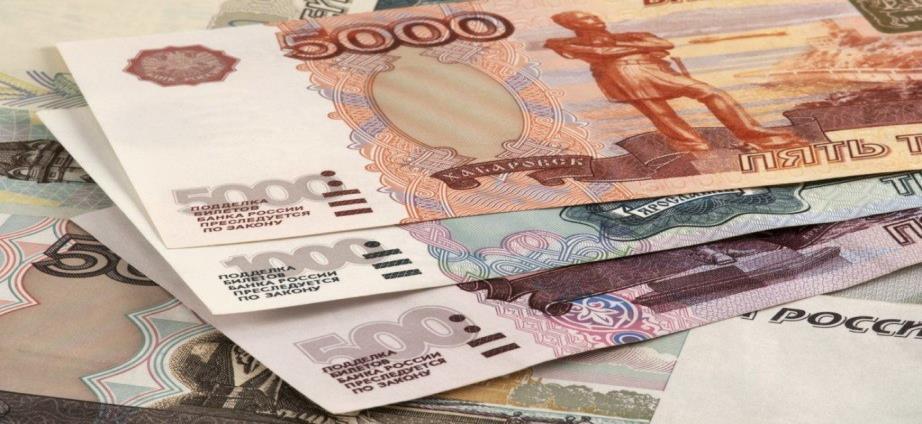 Ancak 2016 nın son aylarında artışa geçen uluslararası petrol fiyatlarının sağladığı pozitif algıyla birlikte Ruble, Dolar karşısında yeniden denge sağladı.