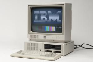 BİLGİSAYARIN TARİHÇESİ IBM 5150 IBM firması ilk kişisel bilgisayarını
